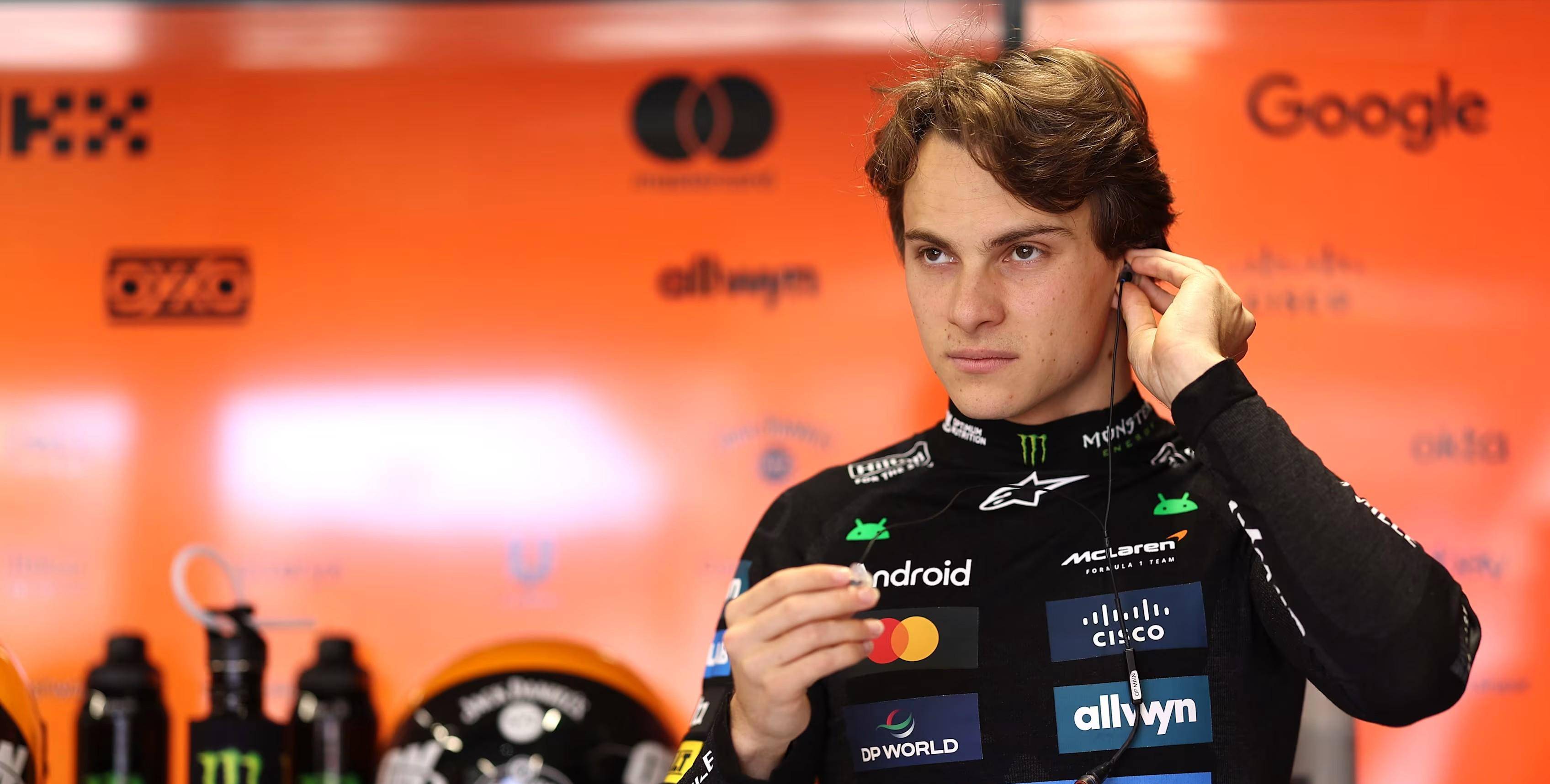 梅赛德斯翻盘红牛二队，皮亚斯特里点燃赛场