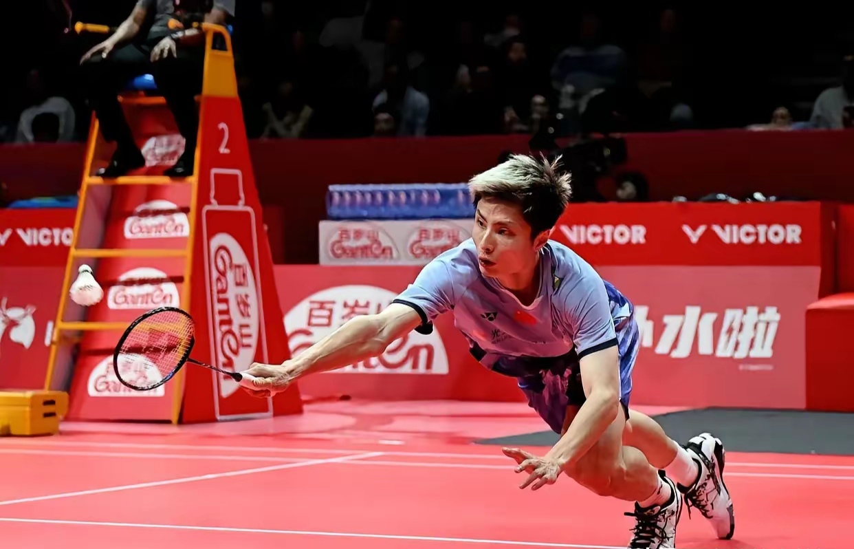 丹麦队逆转印尼队，石宇奇惊艳四座