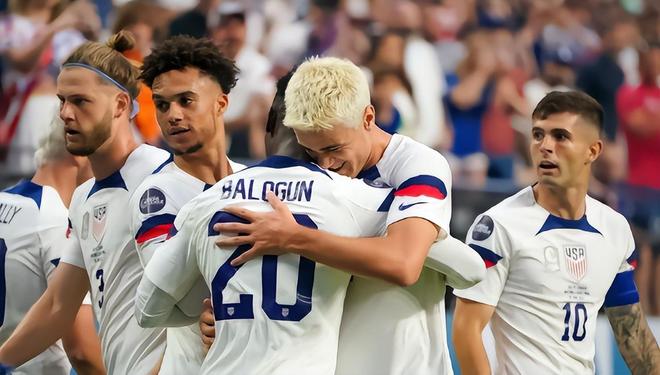 波兰逆转罗马，萨内统治全场