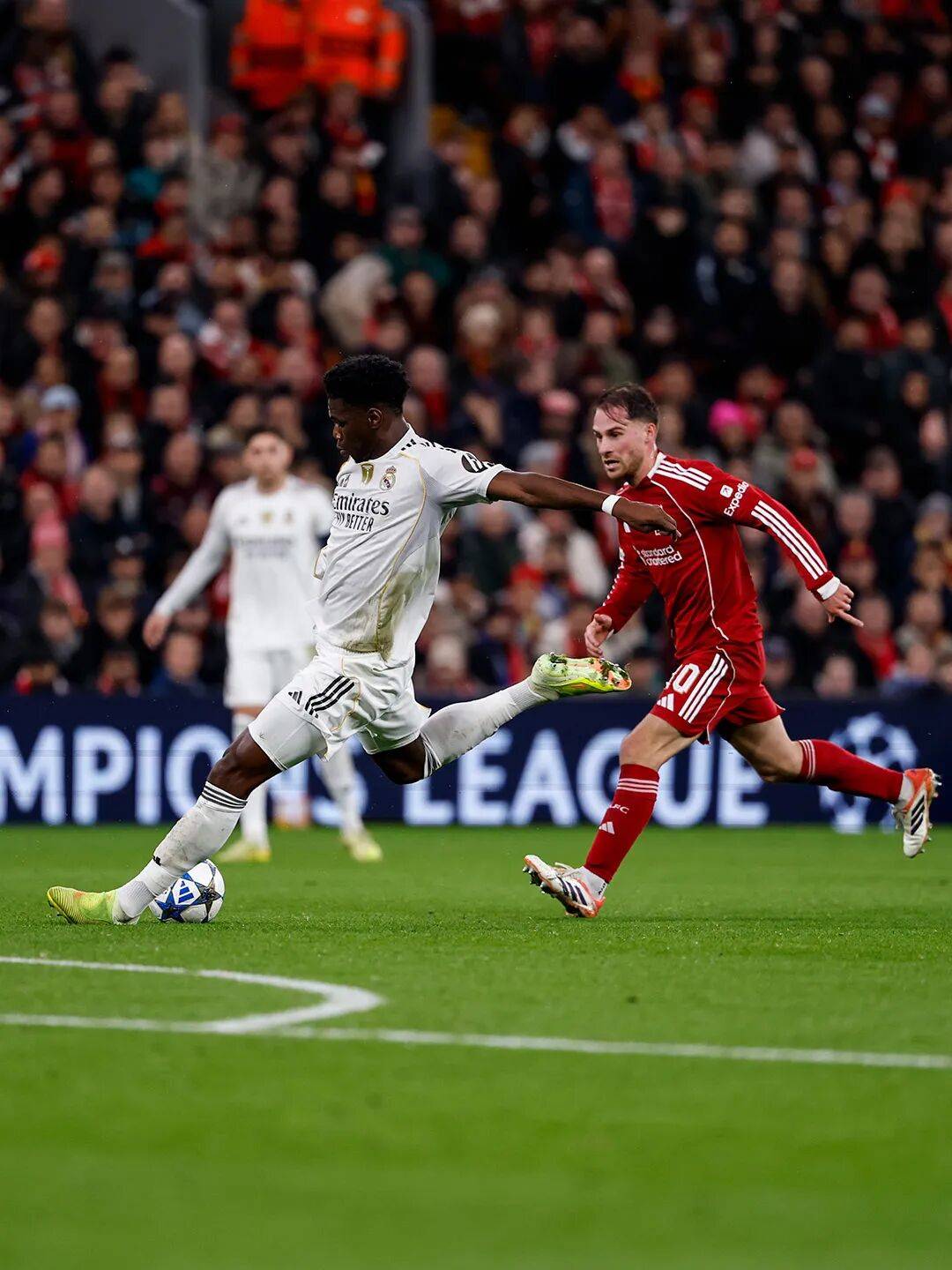 利物浦逆转土耳其，莫德里奇带队取胜