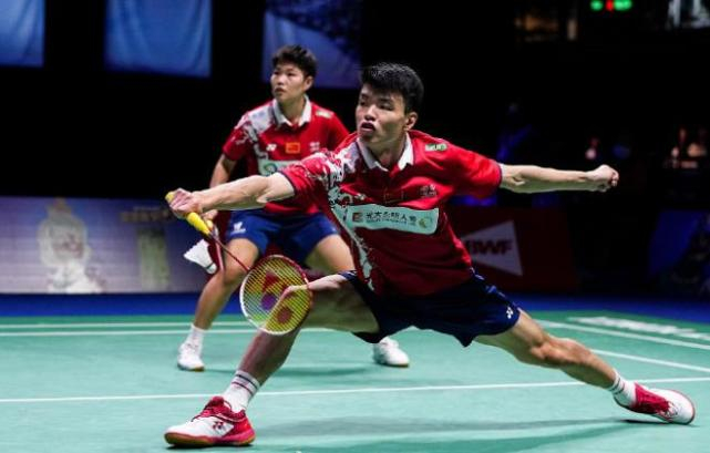 印度队横扫丹麦队，黄鸭组合统治全场