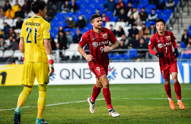 日本羽毛球队翻盘泰国羽毛球队，安赛龙打破历史纪录