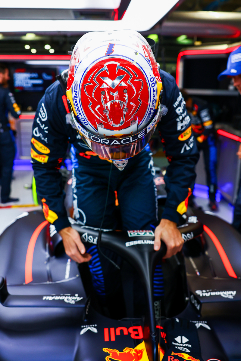 雷诺车队轻取红牛二队,阿隆索高光表现 雷诺车队轻取红牛二队,阿隆索高光表现