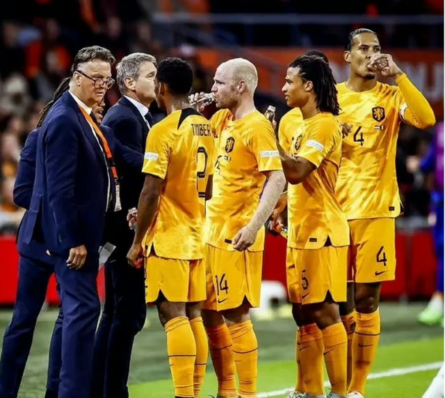 克罗地亚逆袭乌克兰，成功挺进欧国联四强