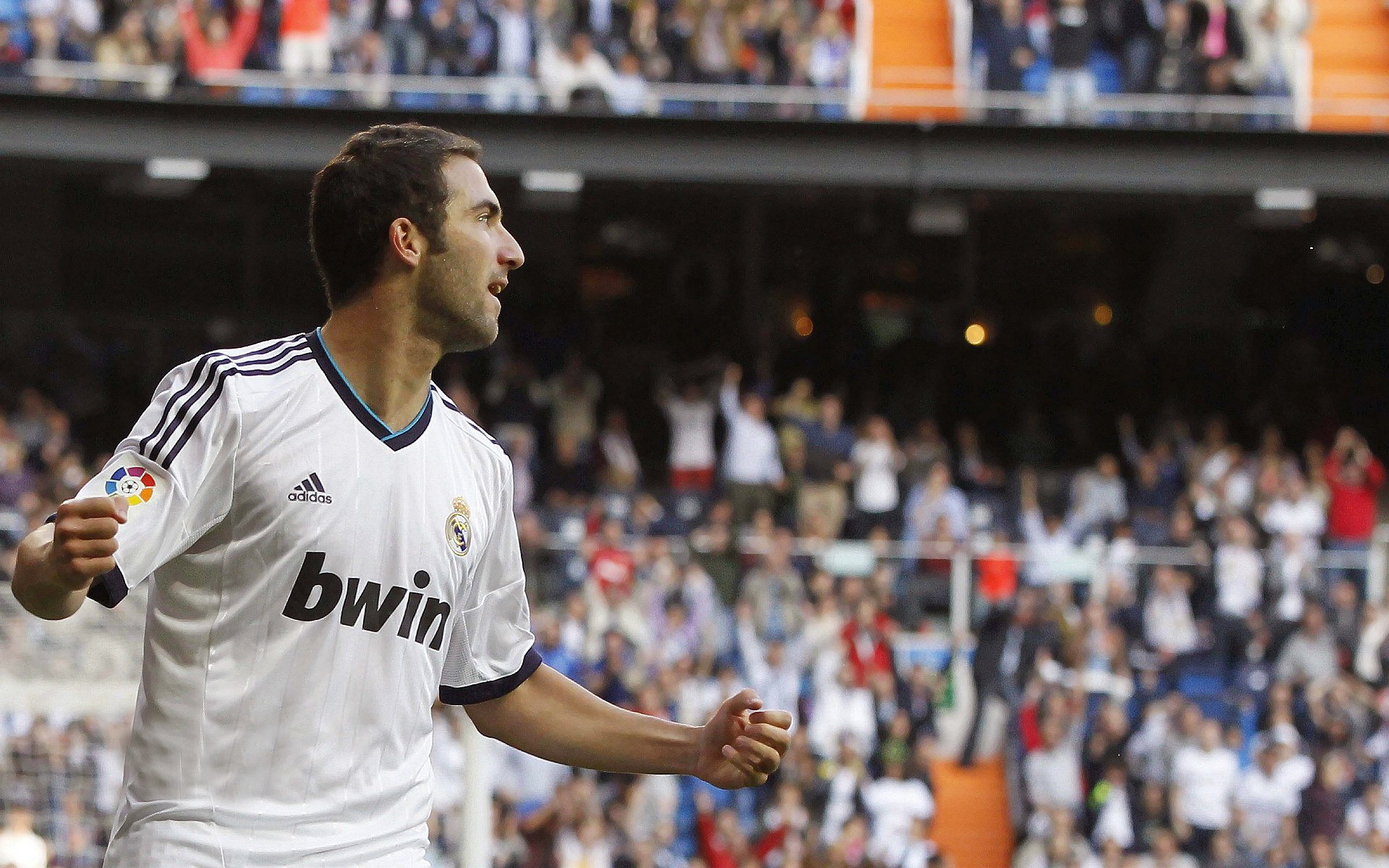 从北京到休斯顿，福克斯用实力跨越质疑，在火箭主场证明唯一价值